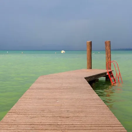 San Benedetto Di Lugana 4 Apartmán Peschiera del Garda