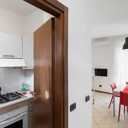 San Benedetto Di Lugana 4 Apartment *