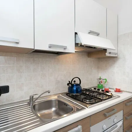 San Benedetto Di Lugana 4 Apartmán *